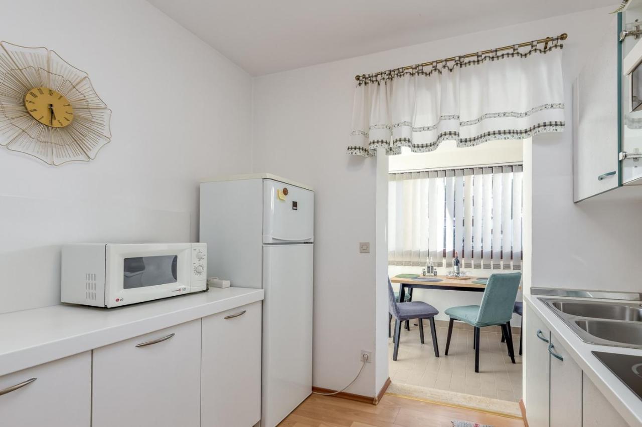 Apartment Lucijan Пореч Экстерьер фото