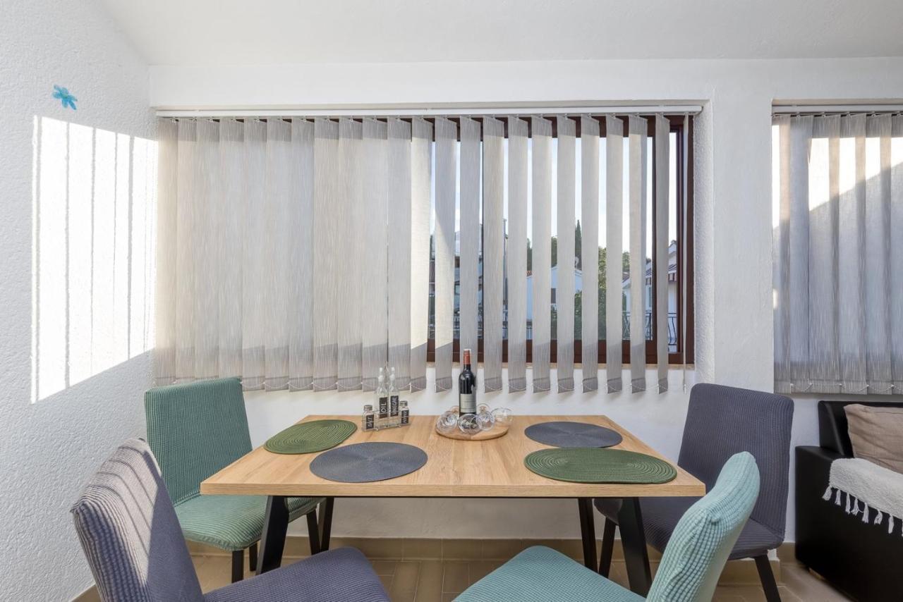 Apartment Lucijan Пореч Экстерьер фото