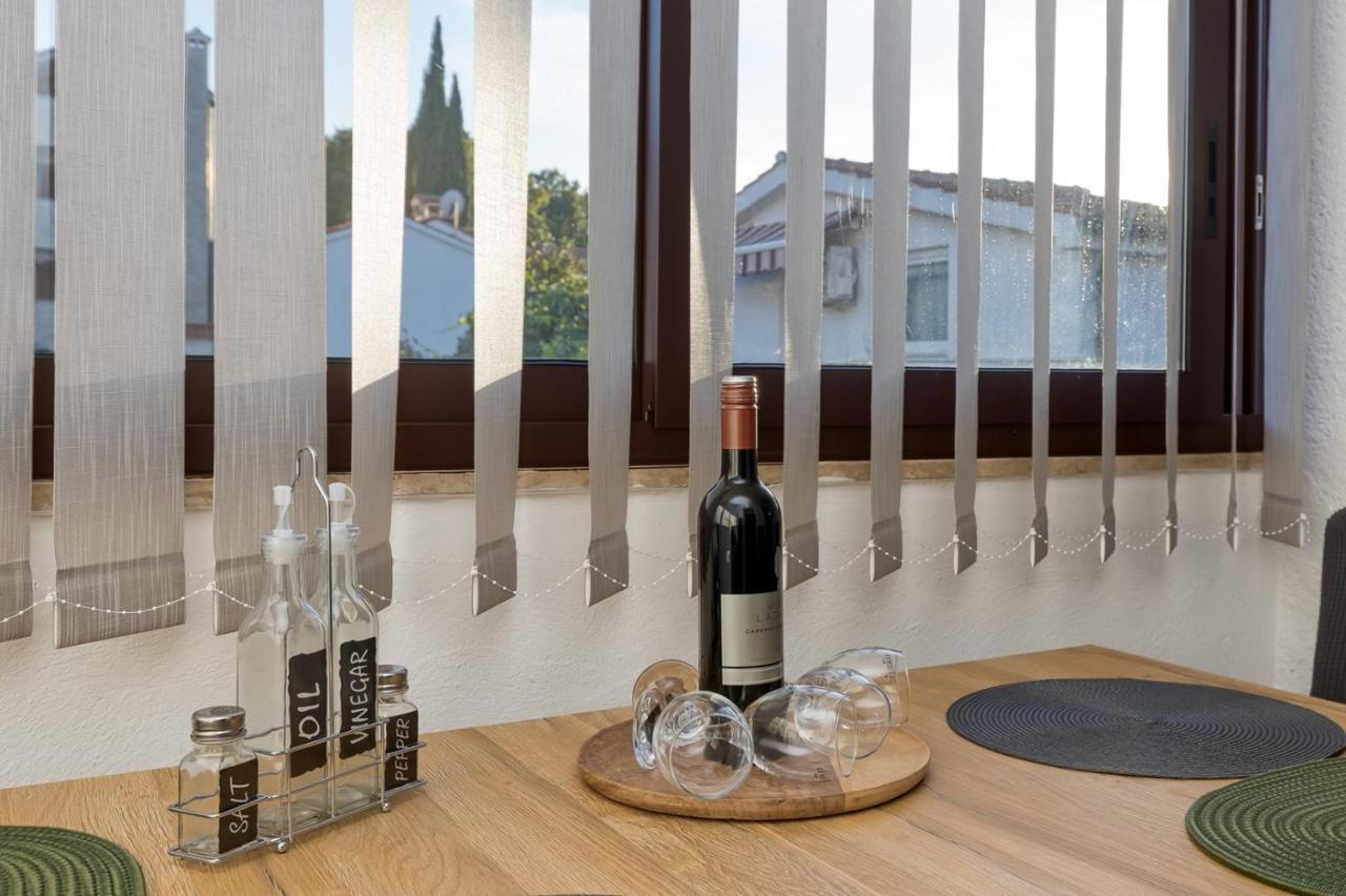 Apartment Lucijan Пореч Экстерьер фото